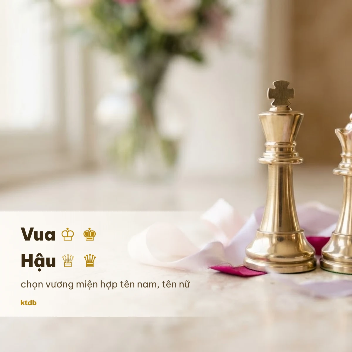 Kí tự vương miện vua ♔ ♚ và hậu ♕ ♛ bên quân cờ vua bằng đồng